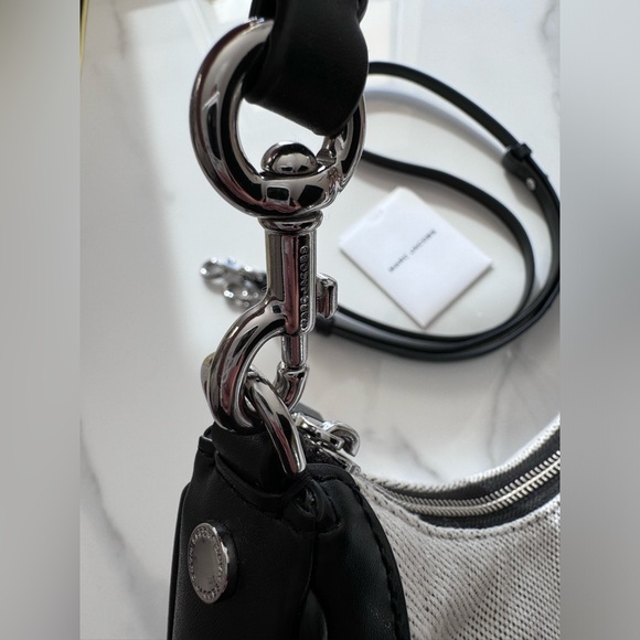 Marc Jacobs Remix Leather Canvas Small Shoulder Hobo Crossbody Bag In Natural - Picture 4 of 10